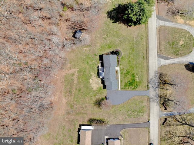 4035 RAVINE DR, White Plains, MD 20695