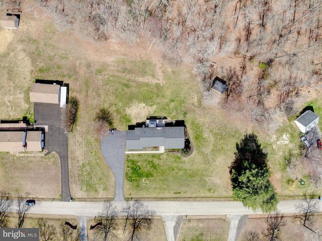 4035 RAVINE DR, White Plains, MD 20695