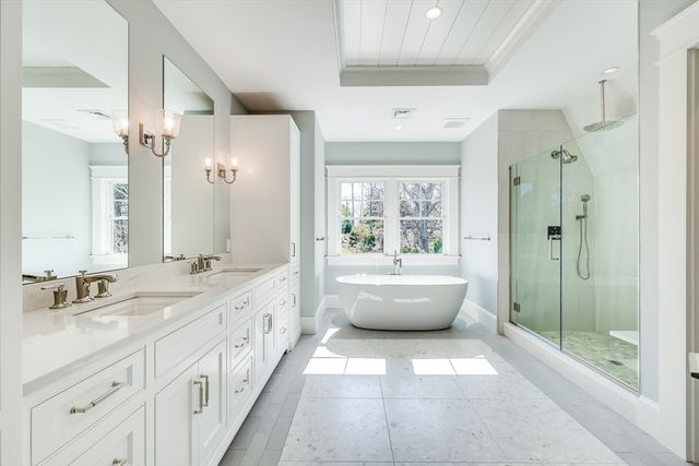 181 Dedham Street, Dover, MA 02030