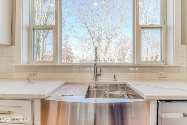 472 Muller Avenue, Bayville, NJ 08721