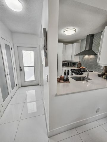 6530 N Ocean Boulevard 1080, Ocean Ridge, FL 33435