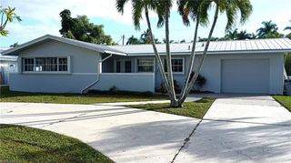 424 Bayshore DR, Cape Coral, FL 33904
