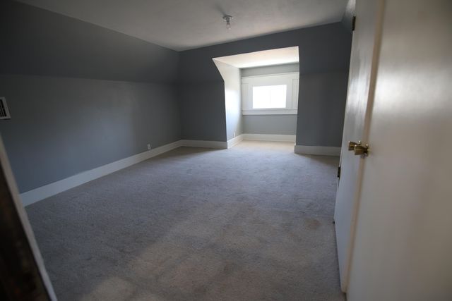 213 D Street NW, Miami, OK 74354