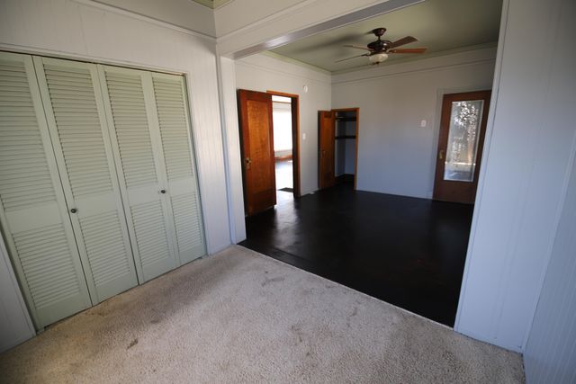 213 D Street NW, Miami, OK 74354