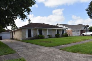 10427 Huntington Wood Drive, Houston, TX 77099