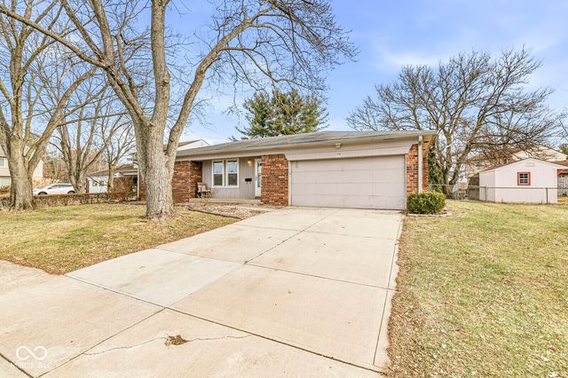 48 Picadilly Court, Brownsburg, IN 46112