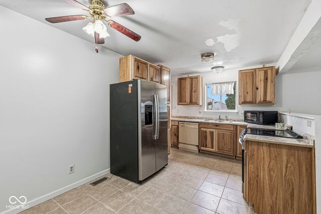 48 Picadilly Court, Brownsburg, IN 46112