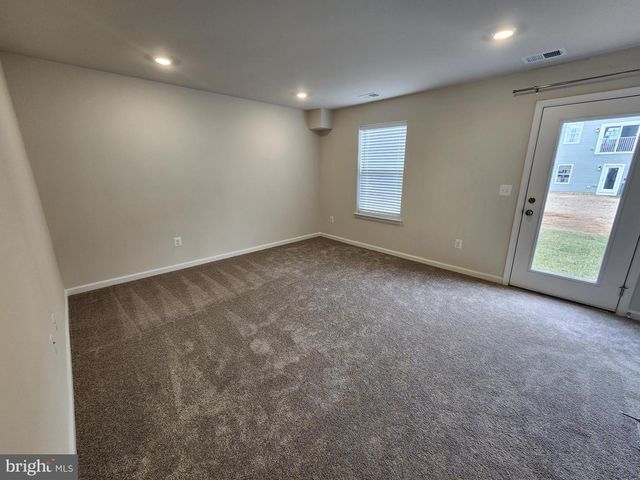 117 CANNING RD, Inwood, WV 25428