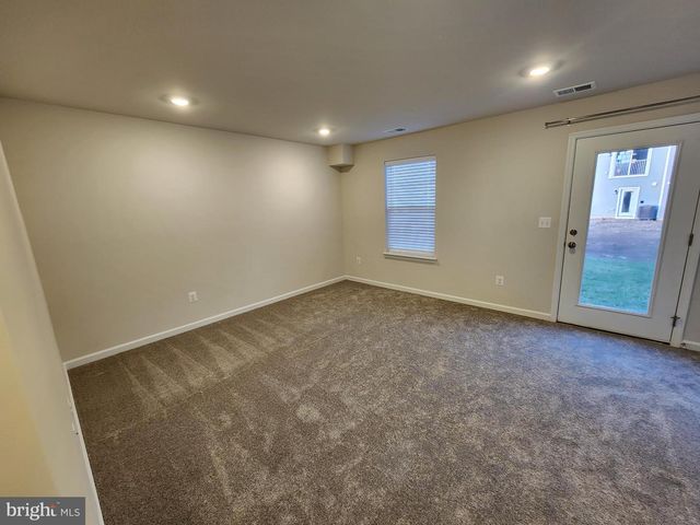 117 CANNING RD, Inwood, WV 25428