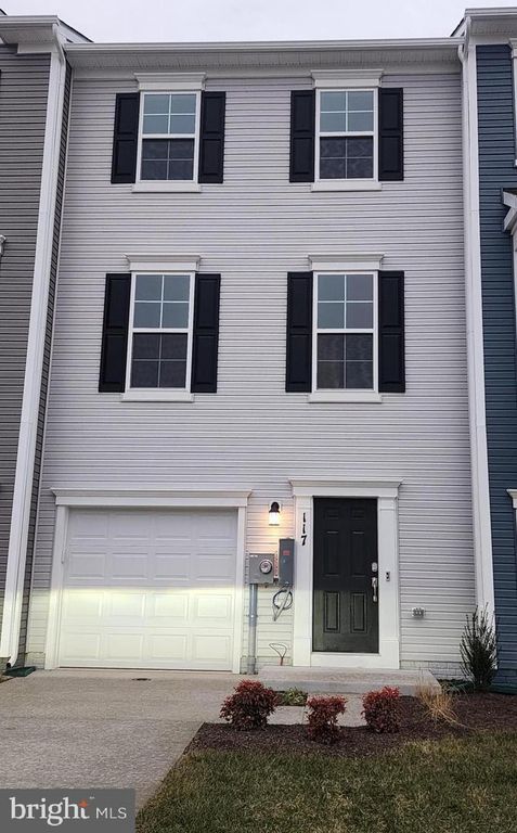 117 CANNING RD, Inwood, WV 25428