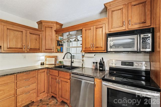 105 Marine Drive, Pineville, NC 28134