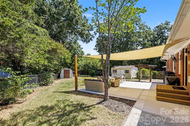 105 Marine Drive, Pineville, NC 28134
