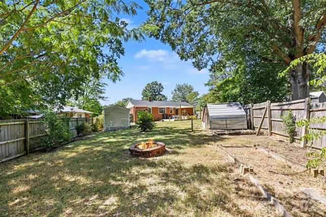 105 Marine Drive, Pineville, NC 28134