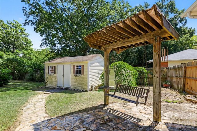 105 Marine Drive, Pineville, NC 28134