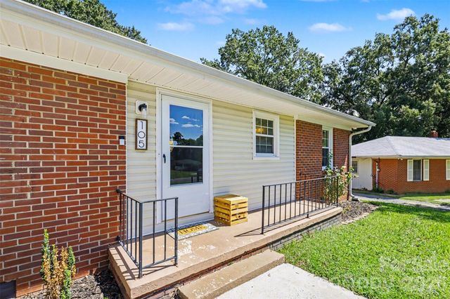 105 Marine Drive, Pineville, NC 28134