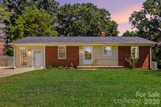 105 Marine Drive, Pineville, NC 28134