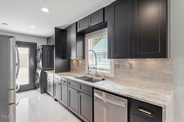509 Ellis Court, Raleigh, NC 27603