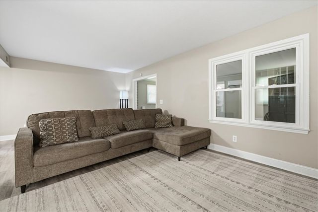 25 Summercreek Drive, Spartanburg, SC 29307