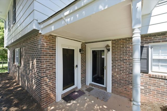 25 Summercreek Drive, Spartanburg, SC 29307