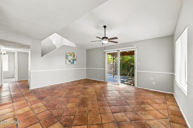 4826 W NORTHERN Avenue, Glendale, AZ 85301