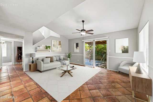 4826 W NORTHERN Avenue, Glendale, AZ 85301