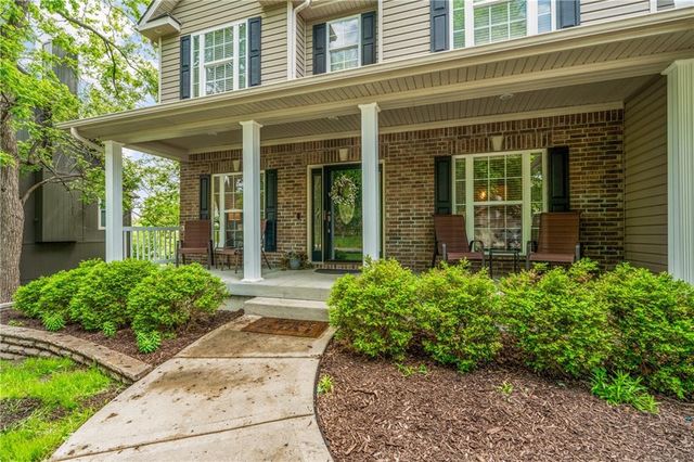 8923 NE 97th Street, Kansas City, MO 64157