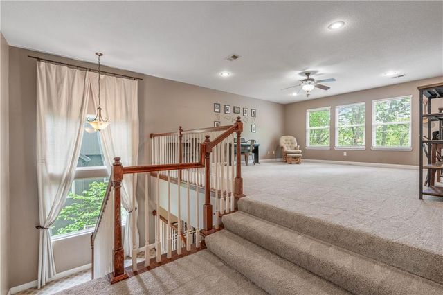 8923 NE 97th Street, Kansas City, MO 64157