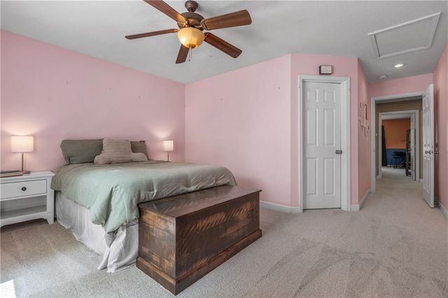 8923 NE 97th Street, Kansas City, MO 64157