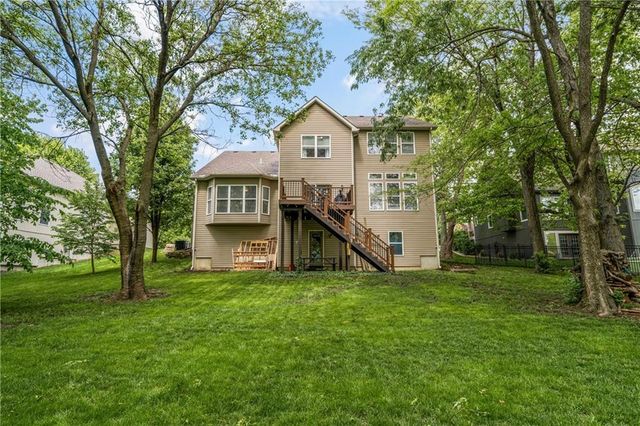 8923 NE 97th Street, Kansas City, MO 64157
