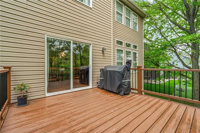 8923 NE 97th Street, Kansas City, MO 64157
