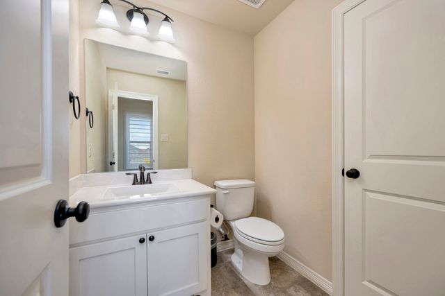 1009 Holston Hills Trail, Roanoke, TX 76262