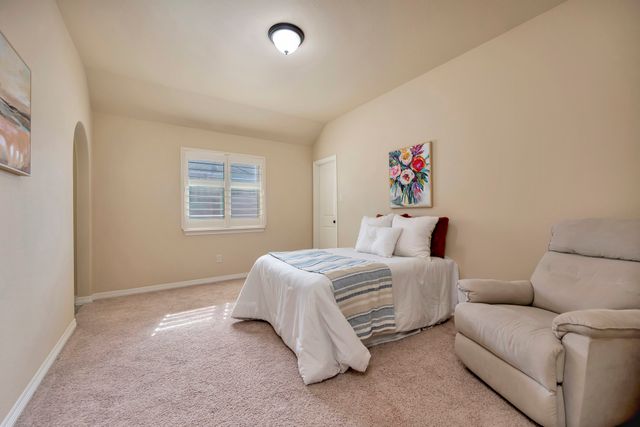 1009 Holston Hills Trail, Roanoke, TX 76262