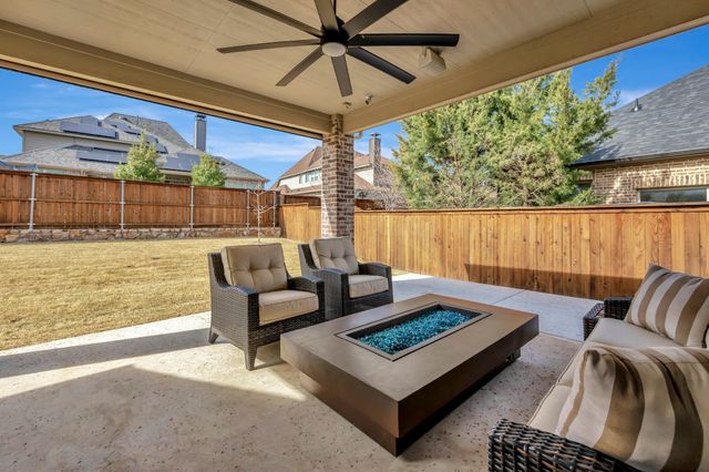 1009 Holston Hills Trail, Roanoke, TX 76262