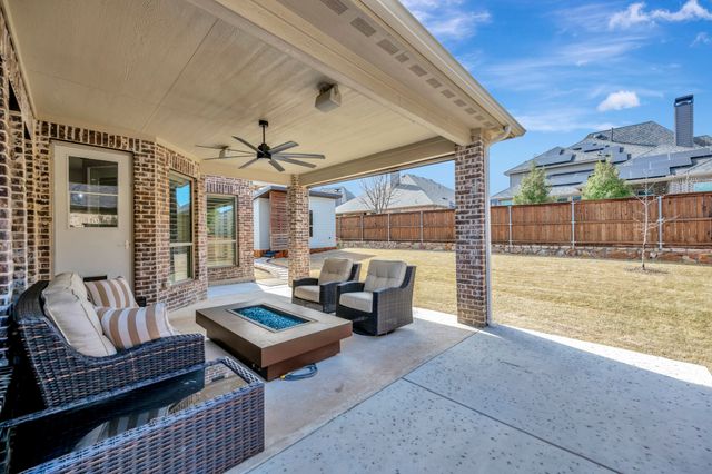 1009 Holston Hills Trail, Roanoke, TX 76262