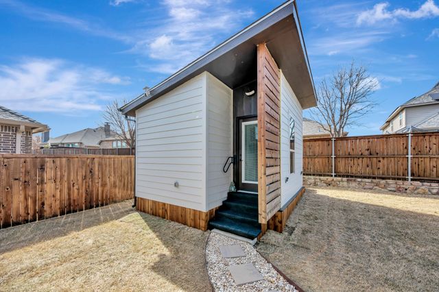 1009 Holston Hills Trail, Roanoke, TX 76262