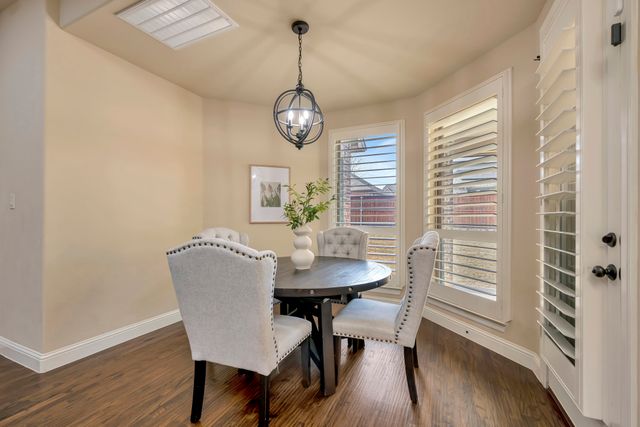 1009 Holston Hills Trail, Roanoke, TX 76262