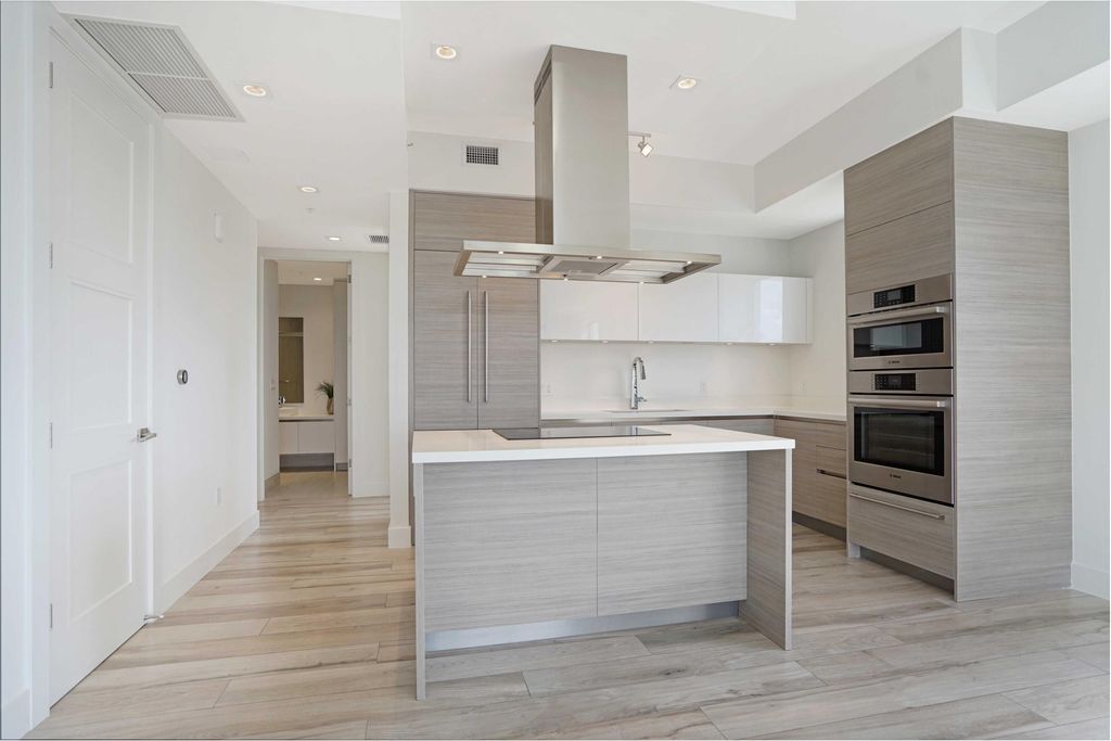 Image 28 of property listing at 155 E Boca Raton Road 822, Boca Raton, FL 33432