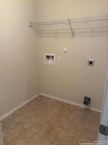 9511 Madison Crk, Converse, TX 78109