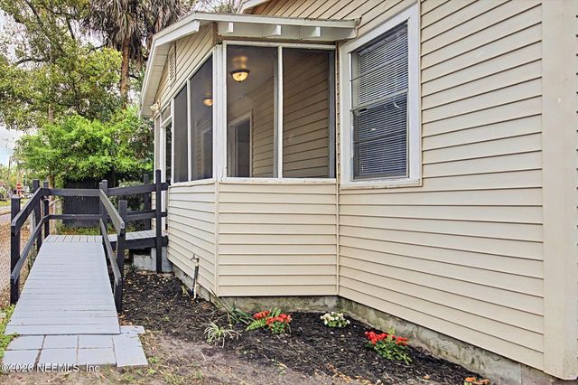 628 W 18TH Street, Jacksonville, FL 32206
