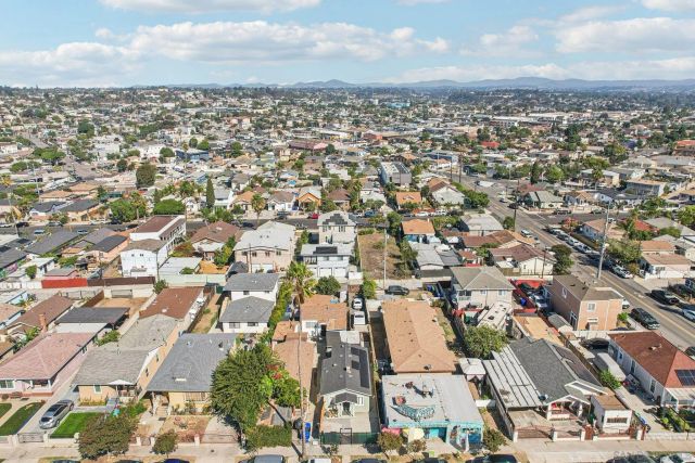 2170 Ocean View Blvd, San Diego, CA 92113