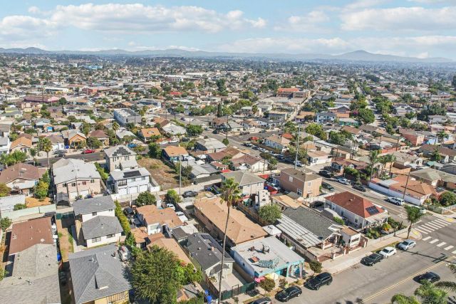 2170 Ocean View Blvd, San Diego, CA 92113