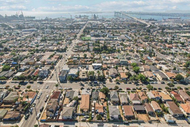 2170 Ocean View Blvd, San Diego, CA 92113