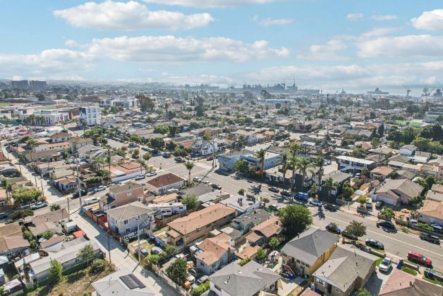 2170 Ocean View Blvd, San Diego, CA 92113