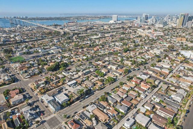 2170 Ocean View Blvd, San Diego, CA 92113