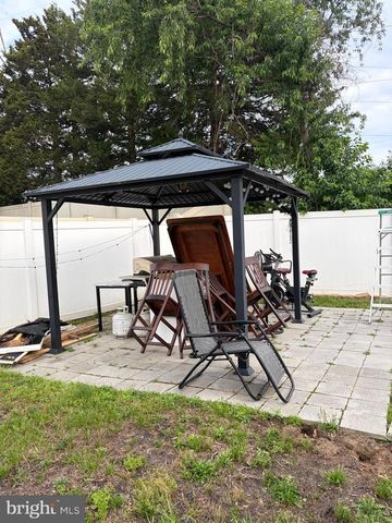 7404 WYNDAM RD, Pennsauken, NJ 08109