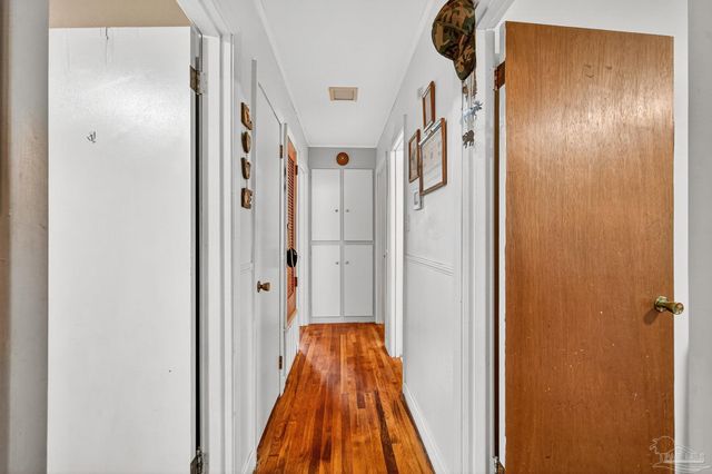 5500 East Shore Dr, Pensacola, FL 32505