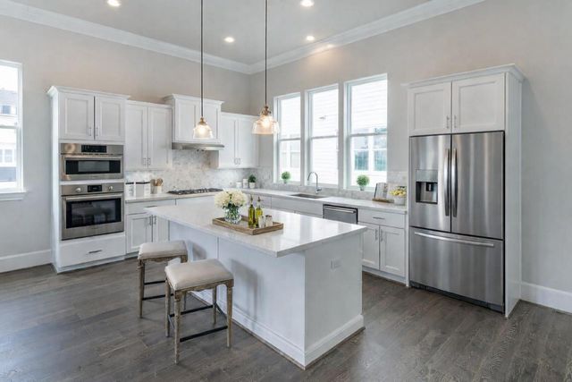735 Bringhurst Street, Houston, TX 77020