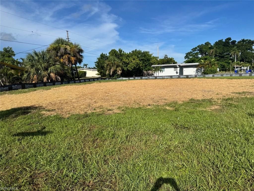 4360 Orangewood AVE, FORT MYERS, FL 33901 — photo 3