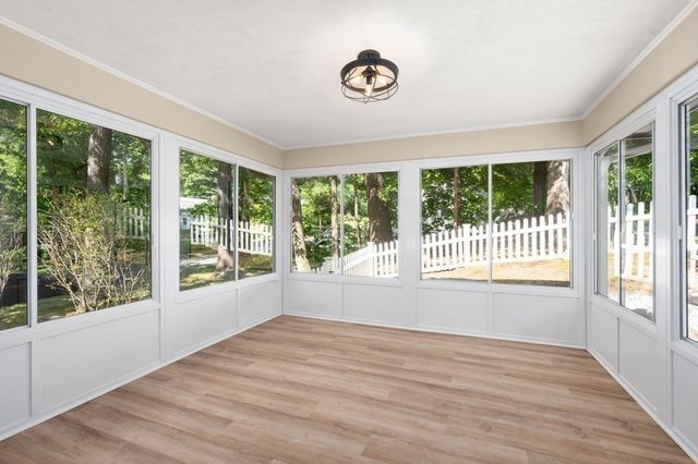 39 Doncaster Cir, Lynnfield, MA 01940