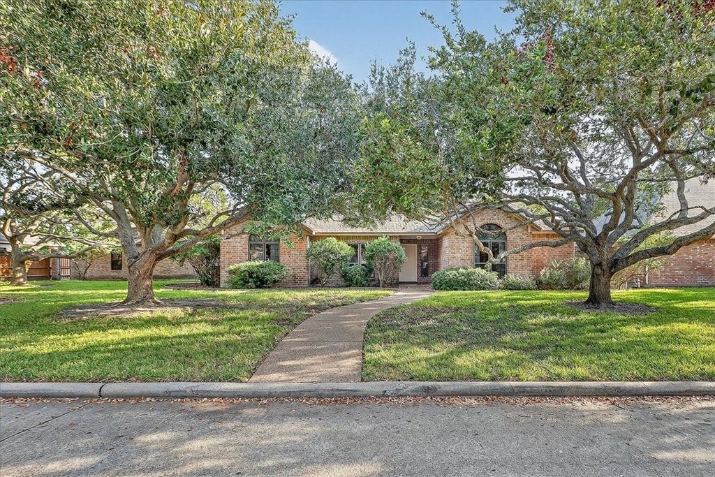 5914 Vandemere Dr, Corpus Christi, TX 78414